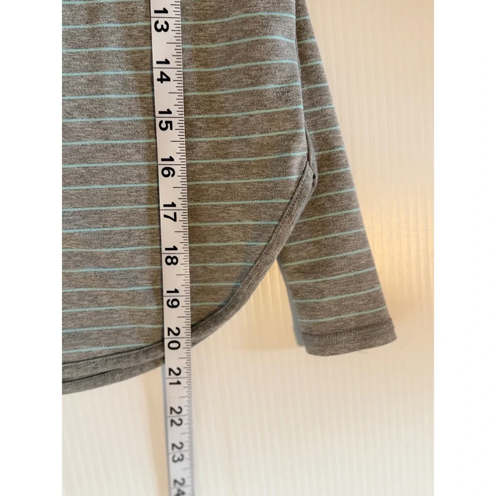 Athleta Girl Kids Grey Teal Striped Long Sleeve Thumbhole Active Top Size M 8-10